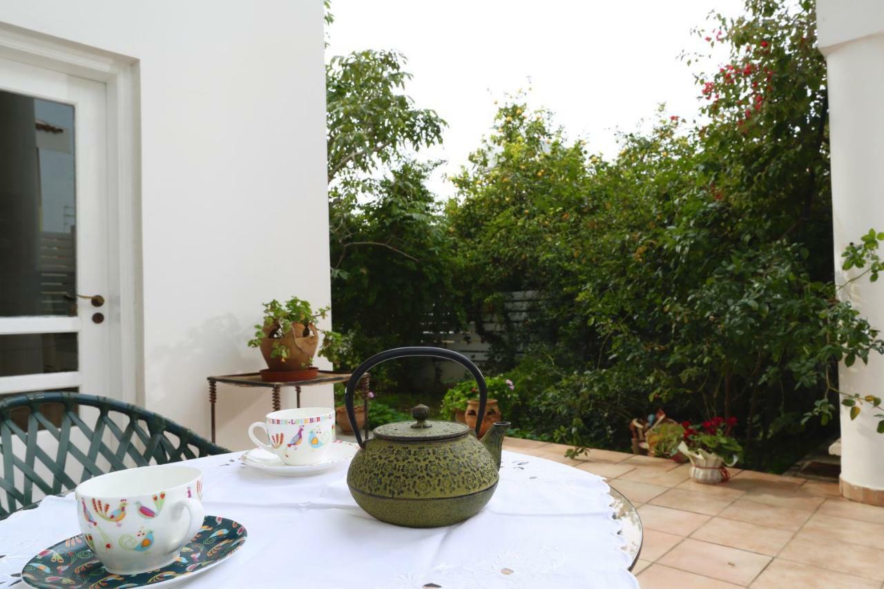 Hotel Sunny Garden Studio Nikosia Exterior foto