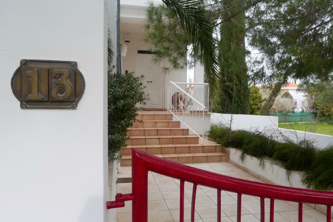 Hotel Sunny Garden Studio Nikosia Exterior foto