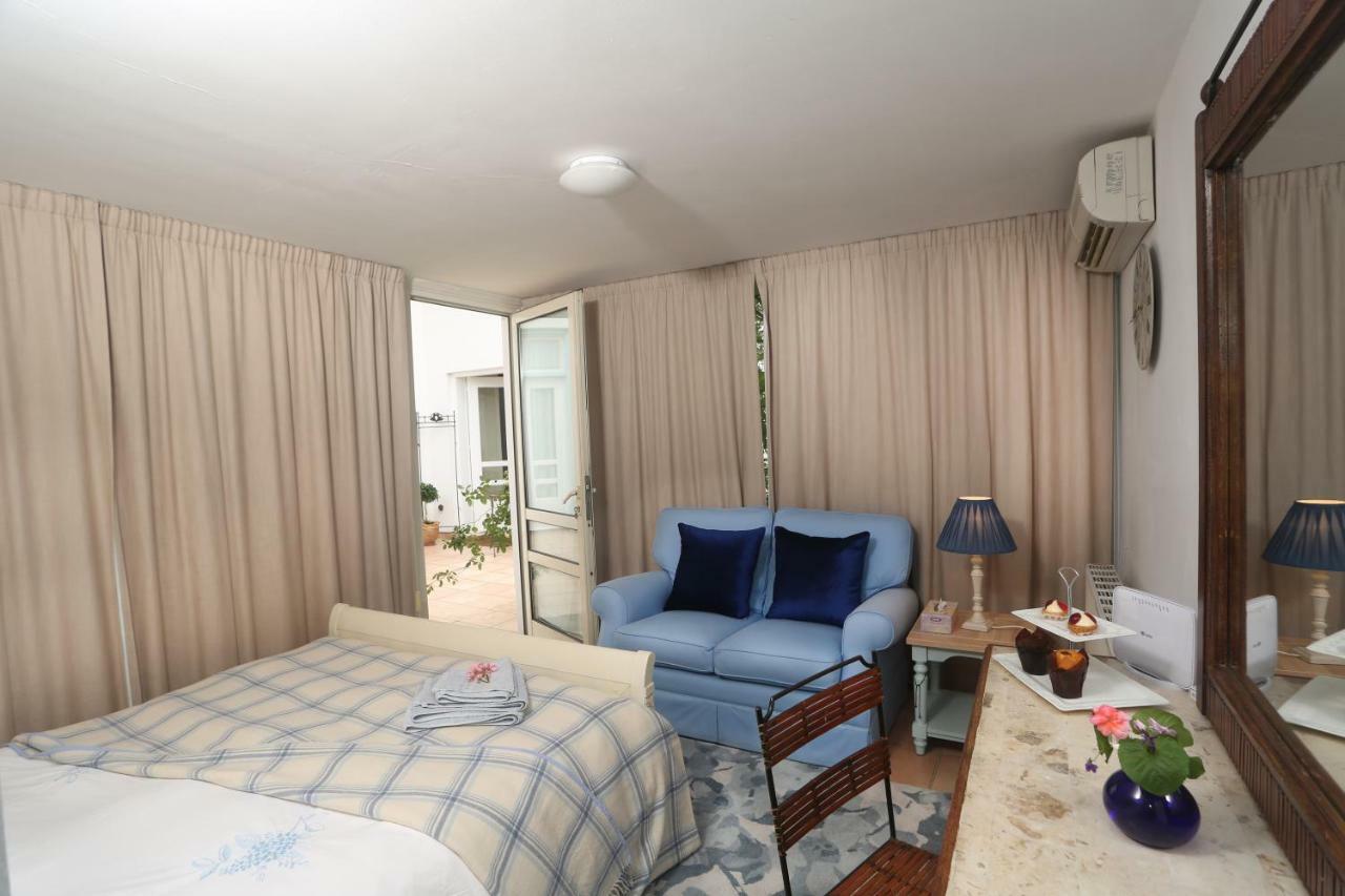Hotel Sunny Garden Studio Nikosia Exterior foto