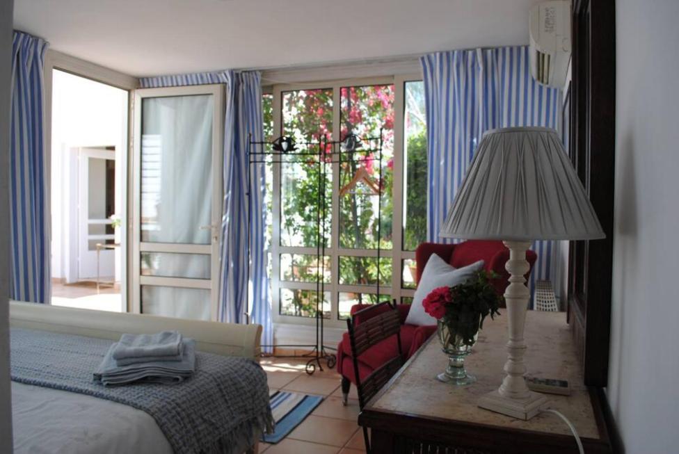 Hotel Sunny Garden Studio Nikosia Exterior foto